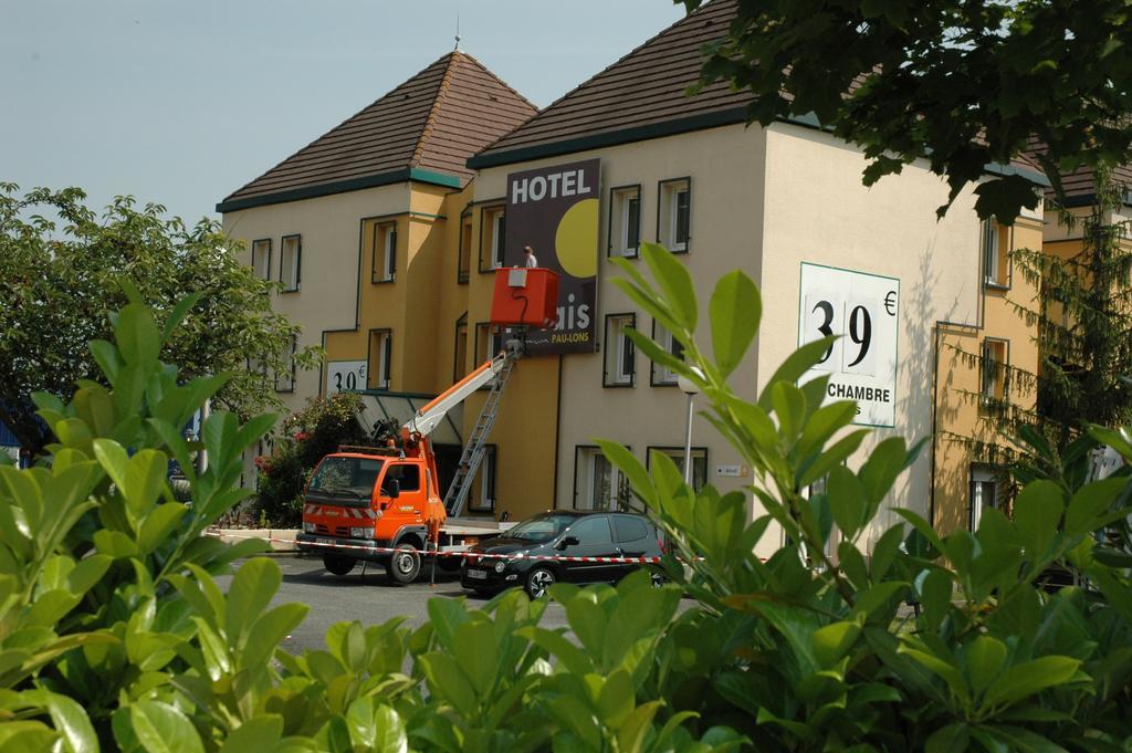 Hotel Eco Relais - Pau Nord Lons Εξωτερικό φωτογραφία