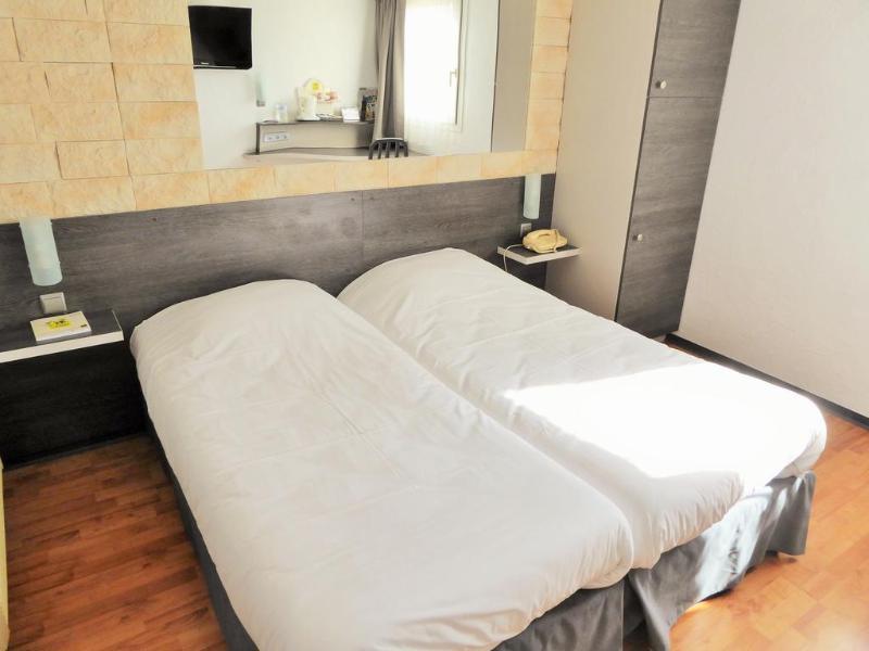 Hotel Eco Relais - Pau Nord Lons Εξωτερικό φωτογραφία