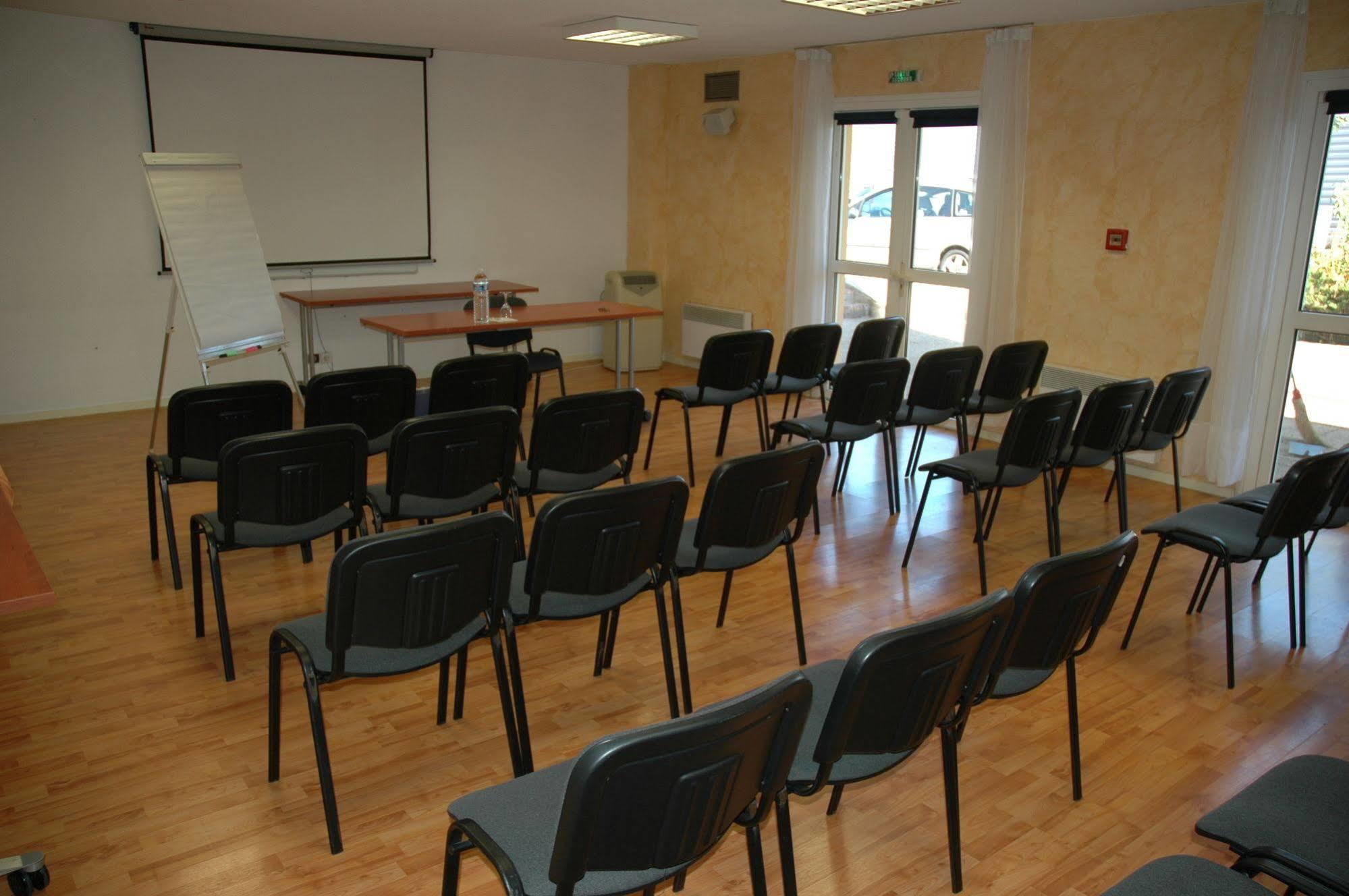 Hotel Eco Relais - Pau Nord Lons Εξωτερικό φωτογραφία