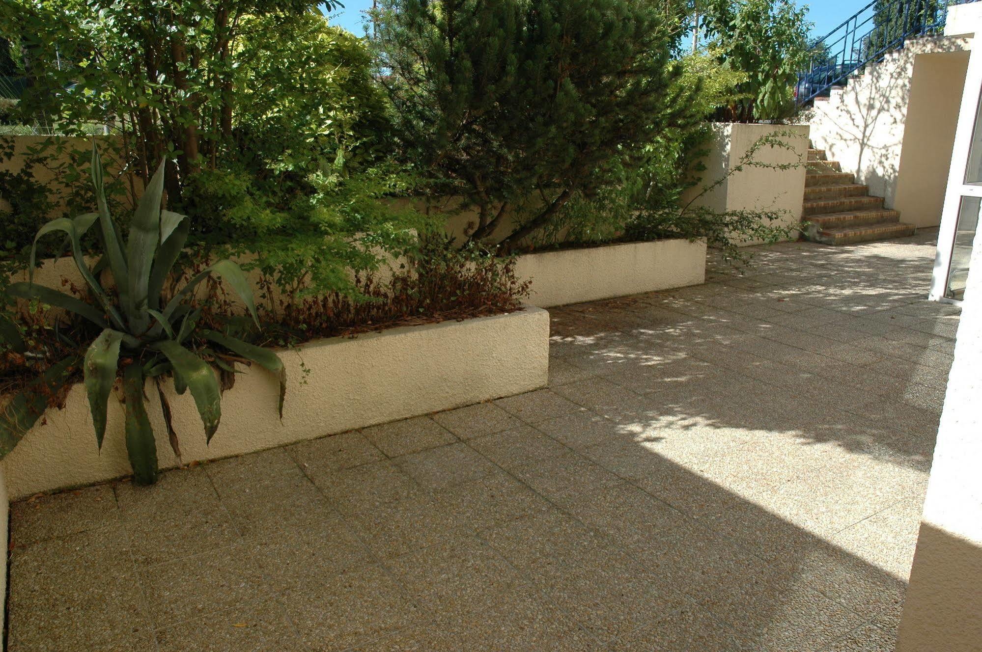 Hotel Eco Relais - Pau Nord Lons Εξωτερικό φωτογραφία